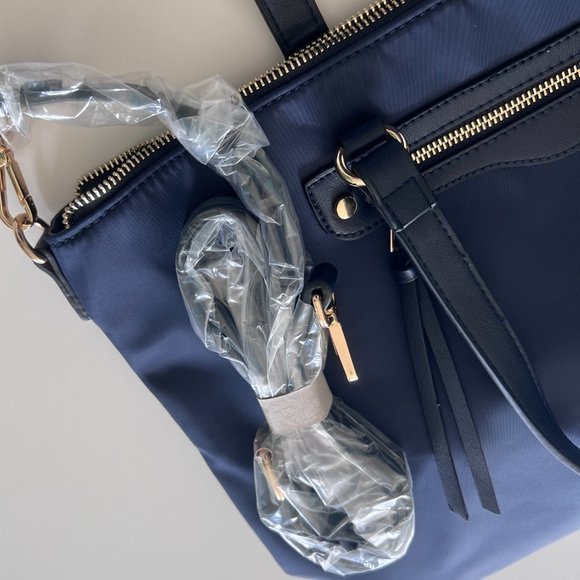 ISABELLE Vegan NylonTote Navy NWT - Picture 4 of 10